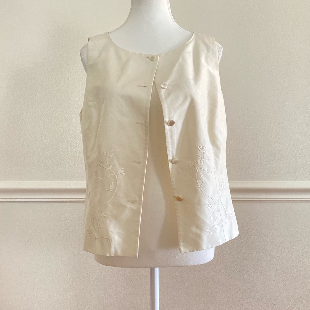 Vintage %100 Silk Embroidered Top